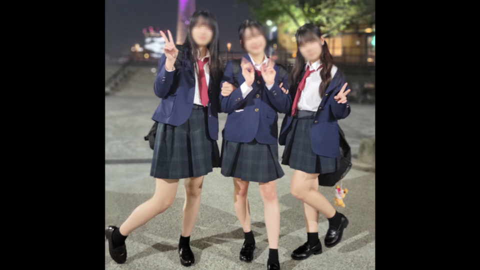 FC2PPV 4079839 A Trio Of Close…