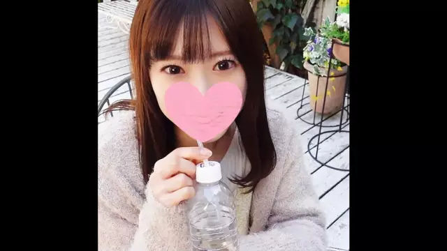 FC2PPV-4466996 [Squirting] Idol-level college student Hina-chan squirts a lot for the first time in her life! Her sensitive pussy is attacked by a masochist and three dirty semen shots into her face!