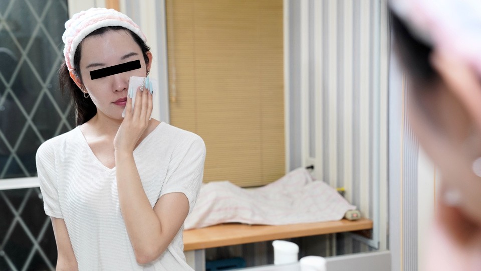 092325_01-10mu No-Makeup Amate…